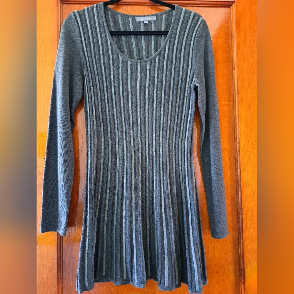 Daisy Fuentes Gray Ribbed Long Sleeve A-Line Dress